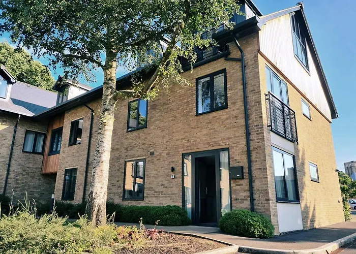 Monk Bar Gardens - Minster View